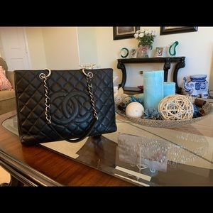 ❌❌SOLD elsewhere❌❌Chanel grand shopping tote (GST)